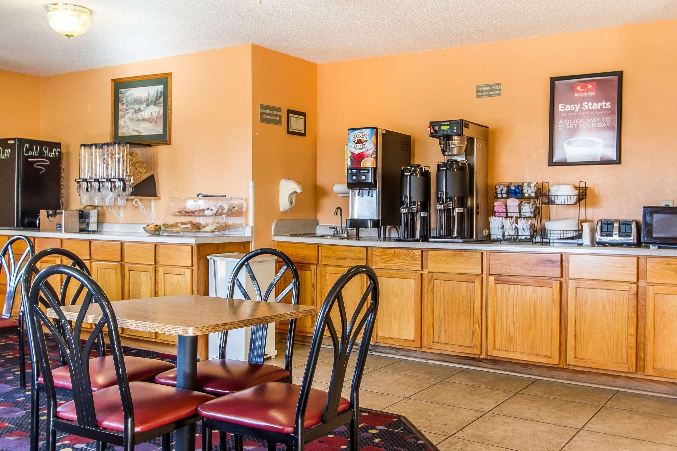 Econo Lodge & Suites Pekin Extérieur photo