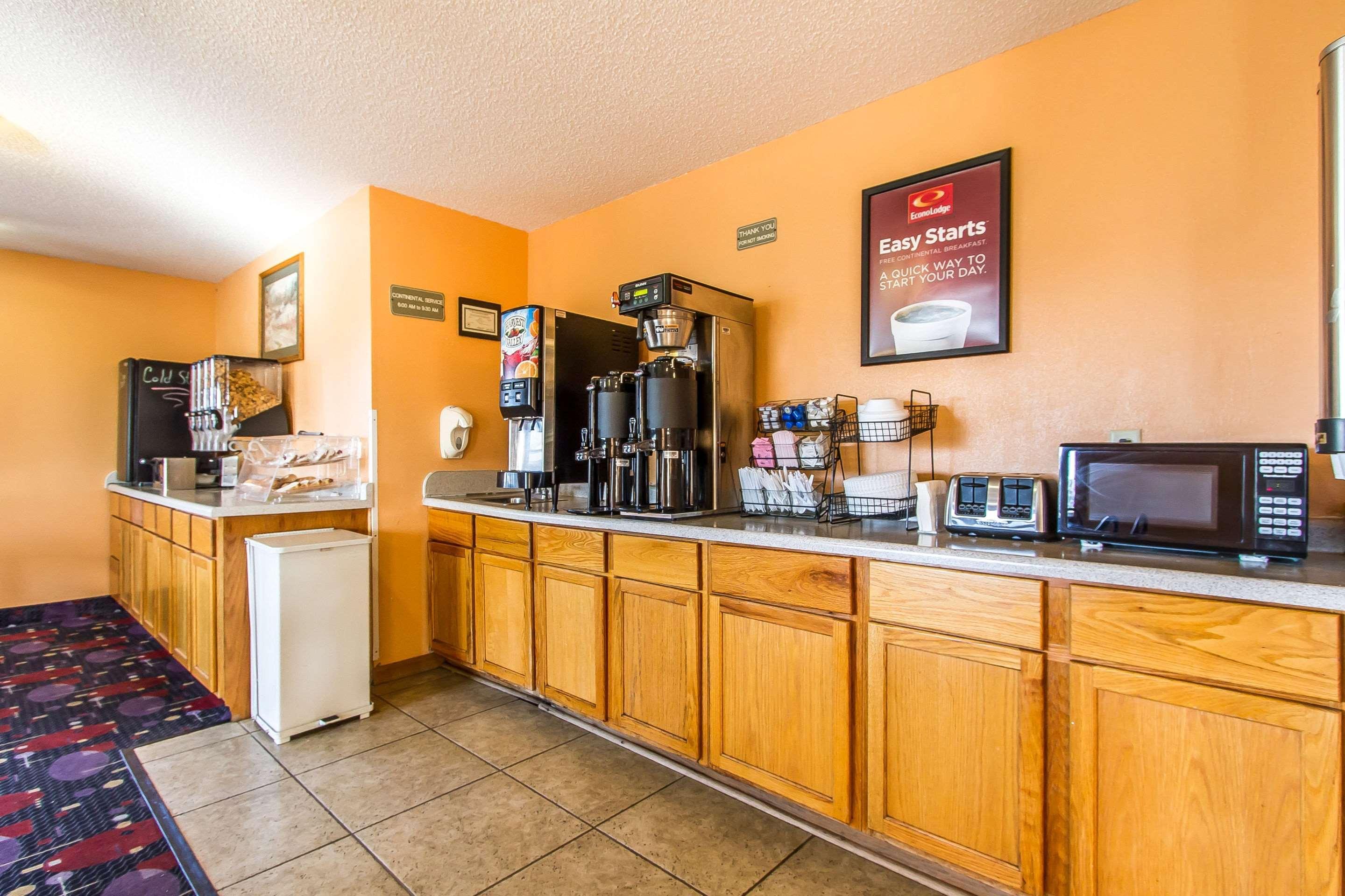 Econo Lodge & Suites Pekin Extérieur photo