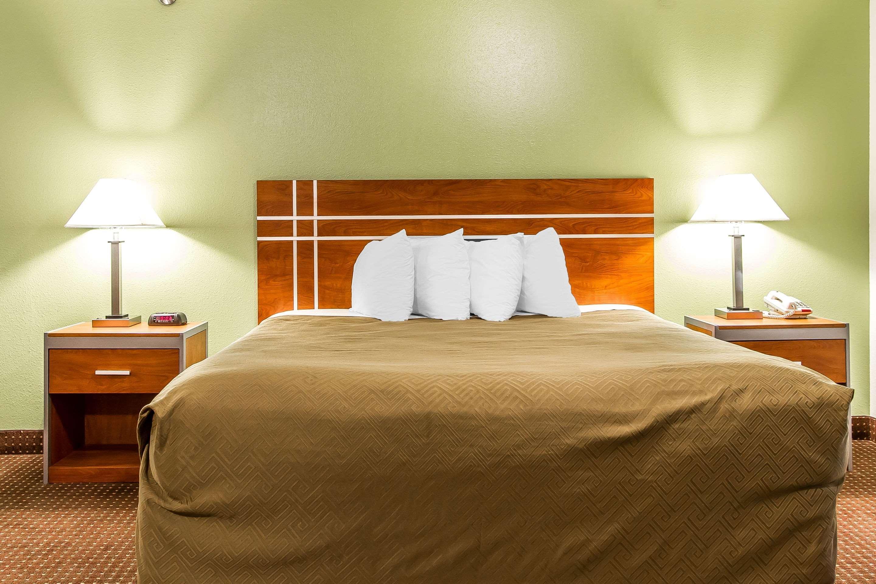 Econo Lodge & Suites Pekin Extérieur photo