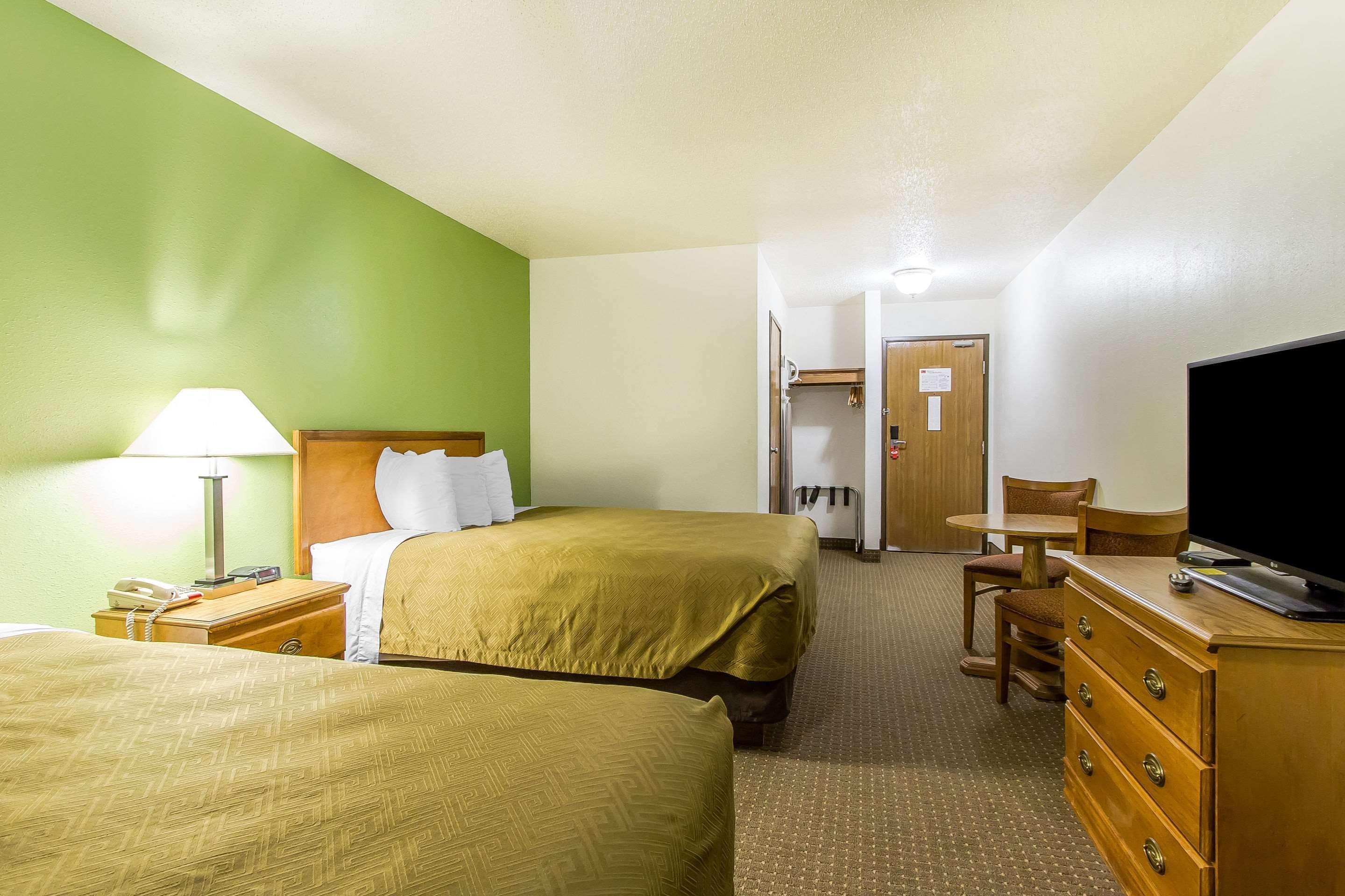 Econo Lodge & Suites Pekin Extérieur photo