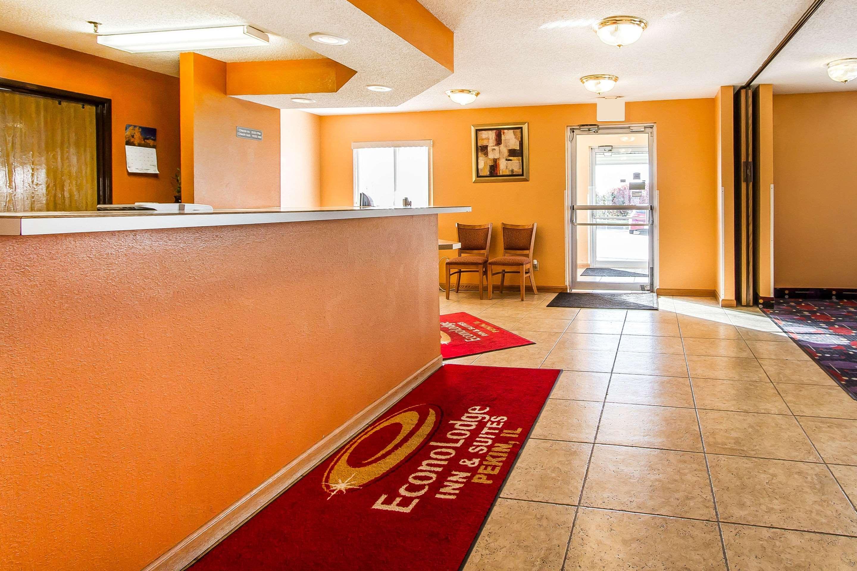 Econo Lodge & Suites Pekin Extérieur photo